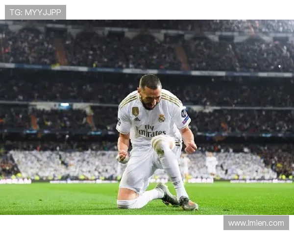 皇马近期连胜背后体系承压，巨星闪光难掩整体稳定性隐患